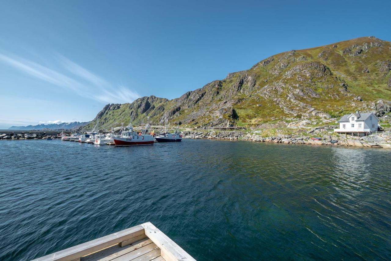 Seafront New Cabin In Lofoten Ballstad Exterior photo